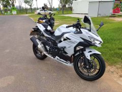Kawasaki Ninja 400 - ფოტო 1