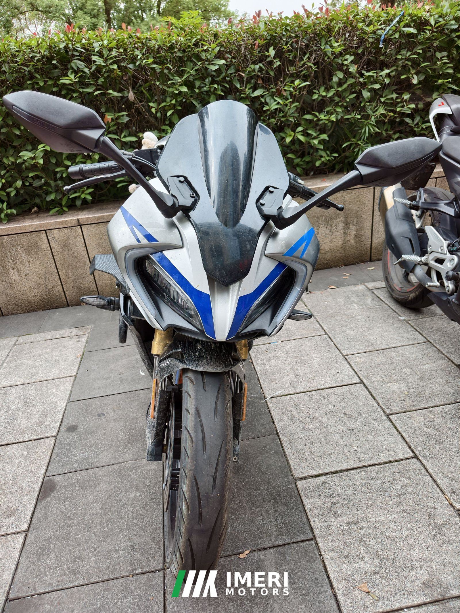2022 CFMOTO 250SR