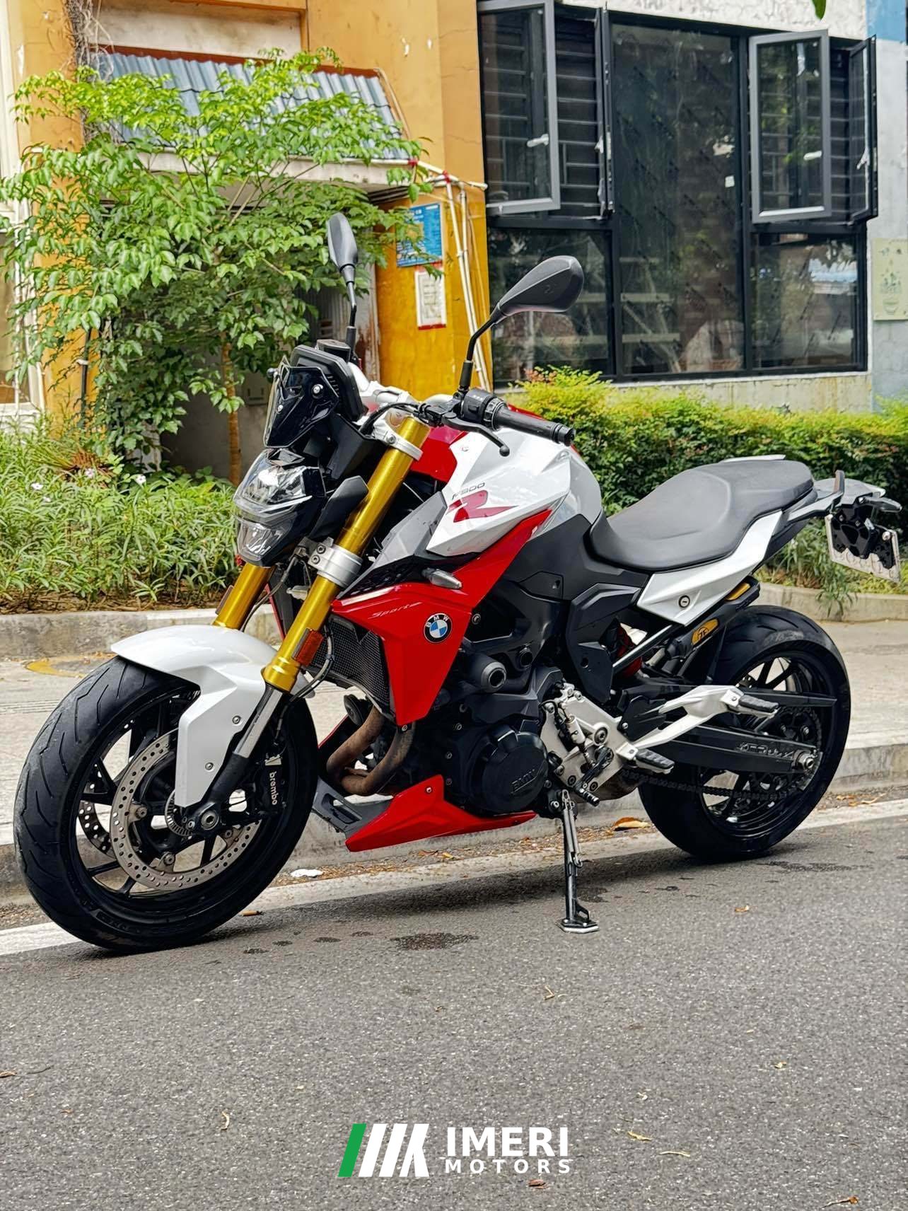 2021 BMW F 900 R