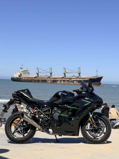 Kawasaki Ninja H2 SX 1000 cc - photo 2