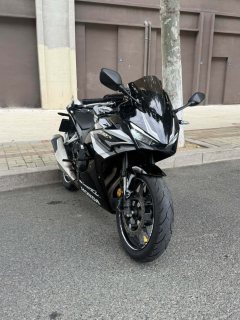 Honda CBR400R - ფოტო 1