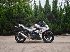 Haojue Suzuki GSX250R - photo 1