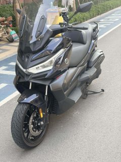 Voge SR4 Max 350 cc - ფოტო 3