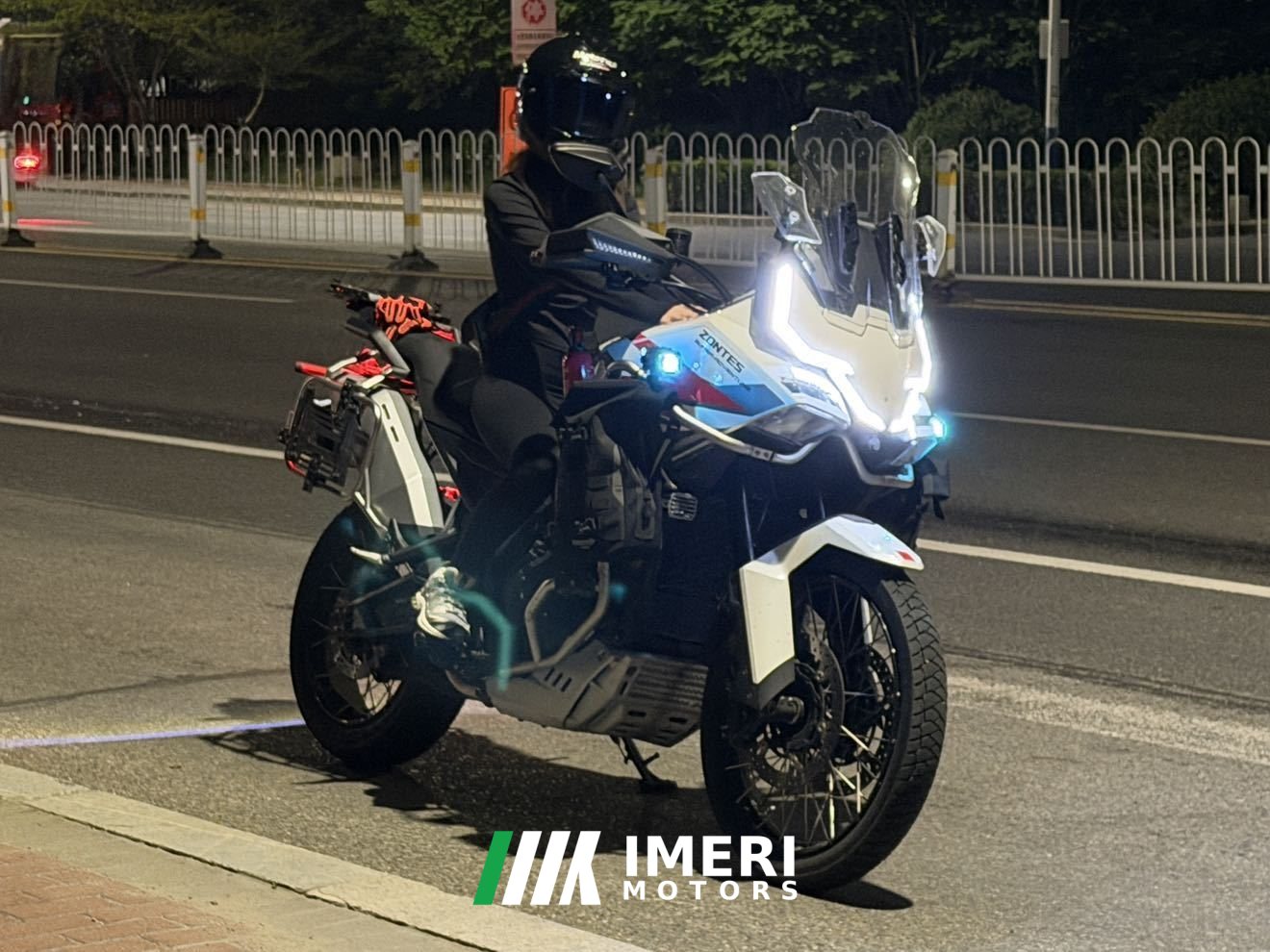 2024 Zontes 703F 700 cc