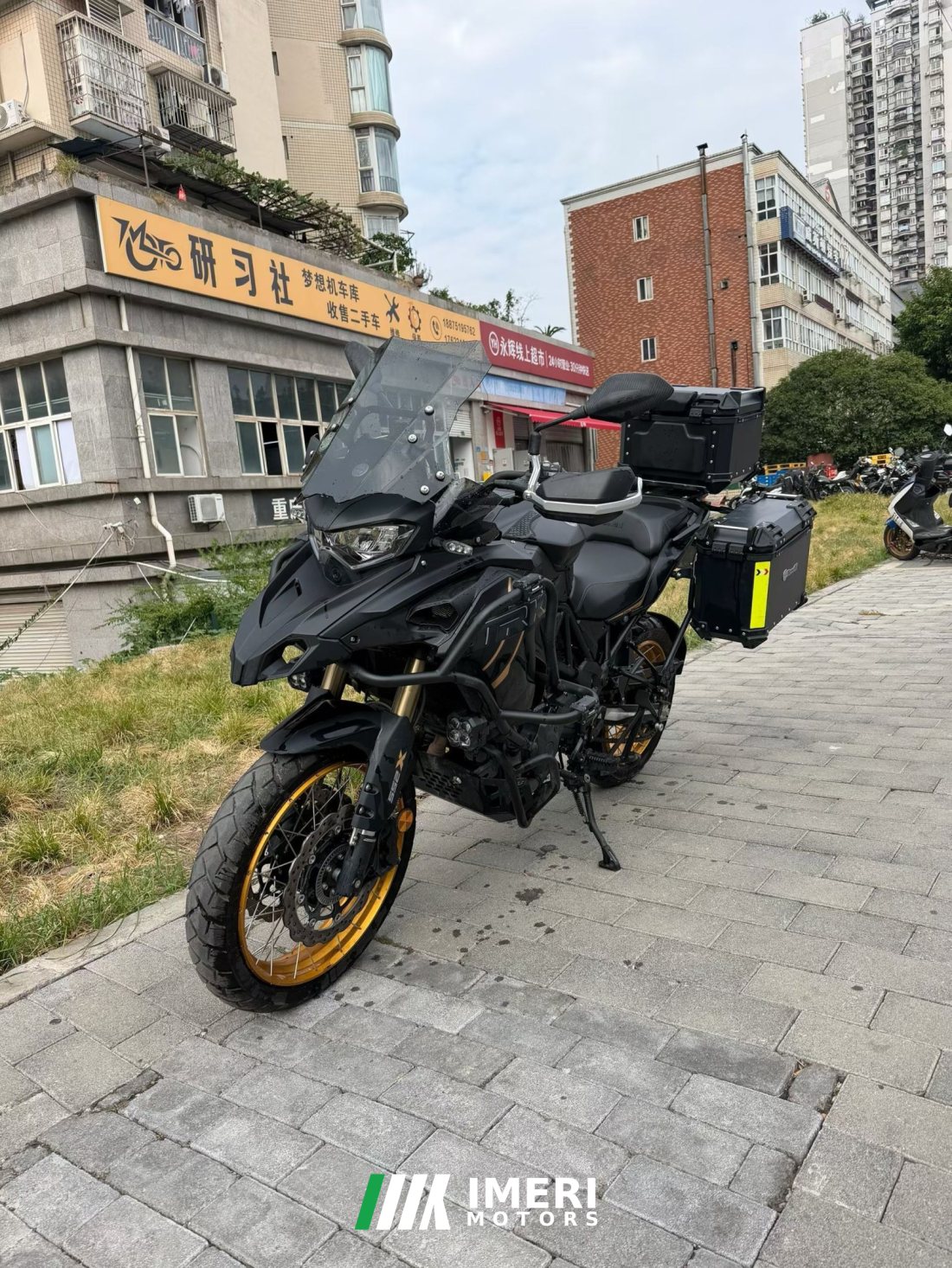Benelli TRK552 550 cc - მოტოციკლი ჩინეთიდან