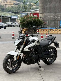 Voge 500R - ფოტო 8