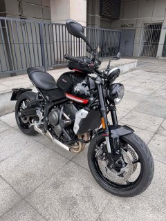 Triumph Trident 660 - ფოტო 1
