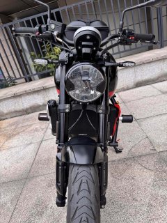 Triumph Trident 660 - ფოტო 5