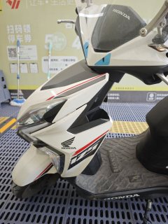 Sundiro Honda RX125Fi - ფოტო 4