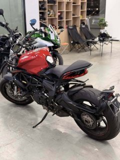 MV Agusta Dragster 800 - ფოტო 4