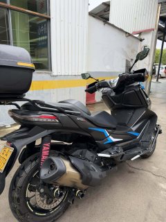 Voge SR4 Max 350 cc - ფოტო 6
