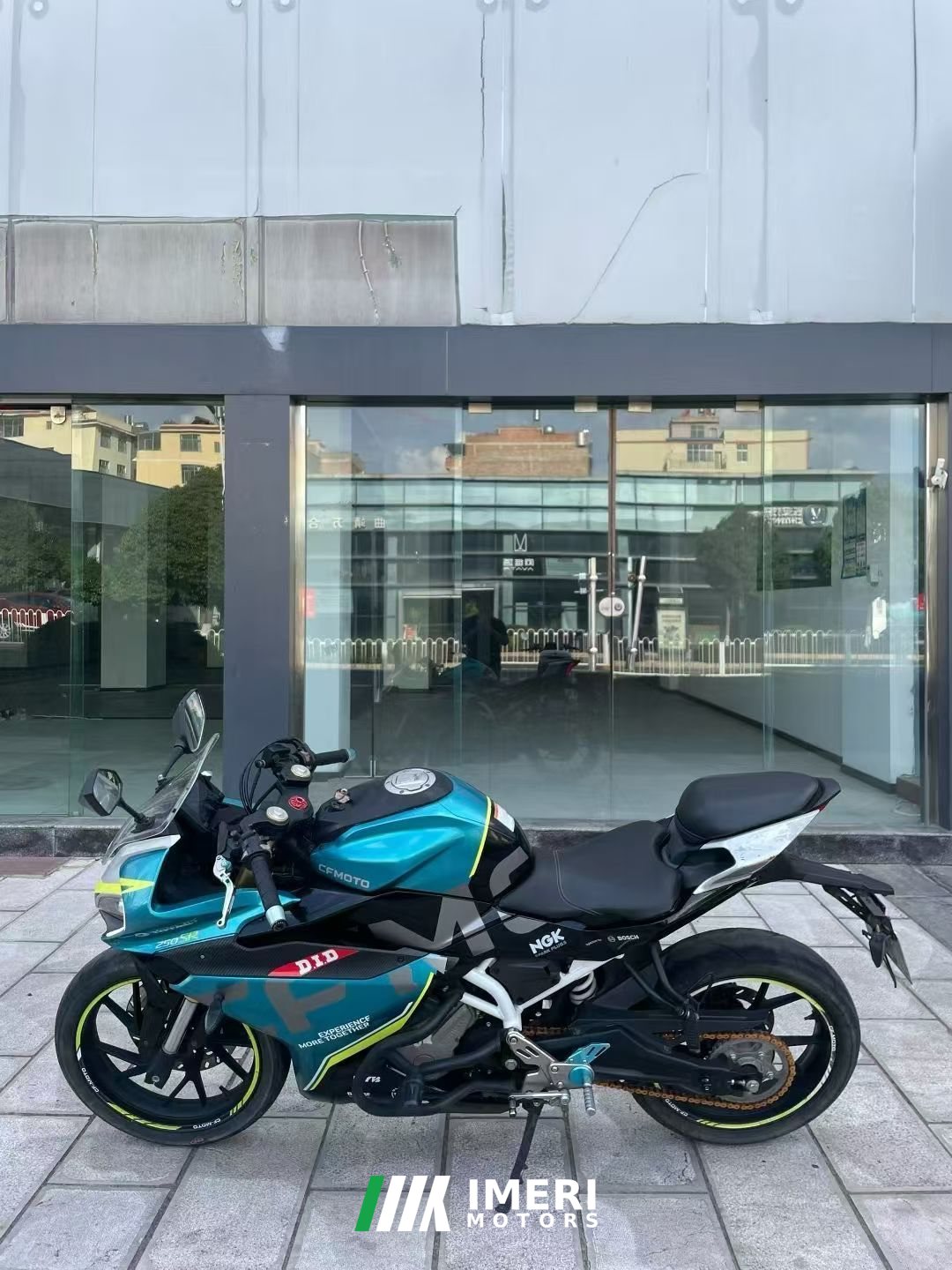 2021 CFMOTO 250SR