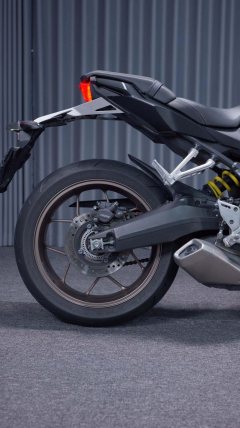 Honda CB650R - ფოტო 8