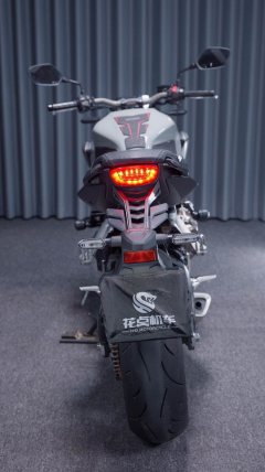 Honda CB650R - ფოტო 9