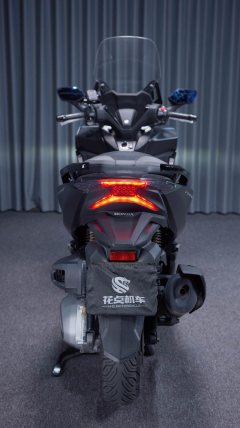 Honda NSS350 (import) - ფოტო 9