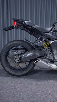 Honda CBR650R - photo 7