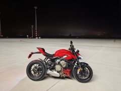 Ducati Street Fighter V4 1100 cc - photo 1