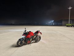 Ducati Street Fighter V4 1100 cc - photo 5