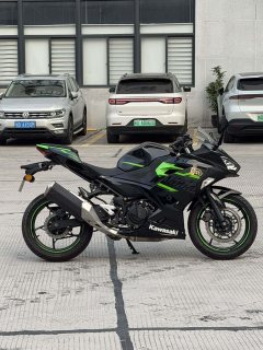 Kawasaki Ninja 400 - ფოტო 2