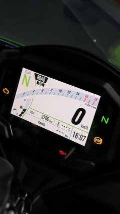 Kawasaki ZX-4R 400 cc - фото 4