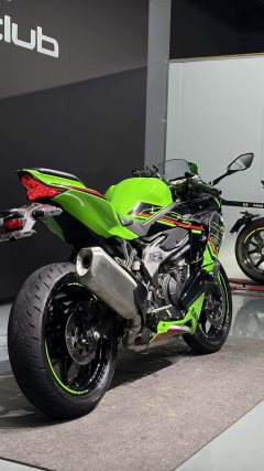 Kawasaki ZX-4R 400 cc - фото 6