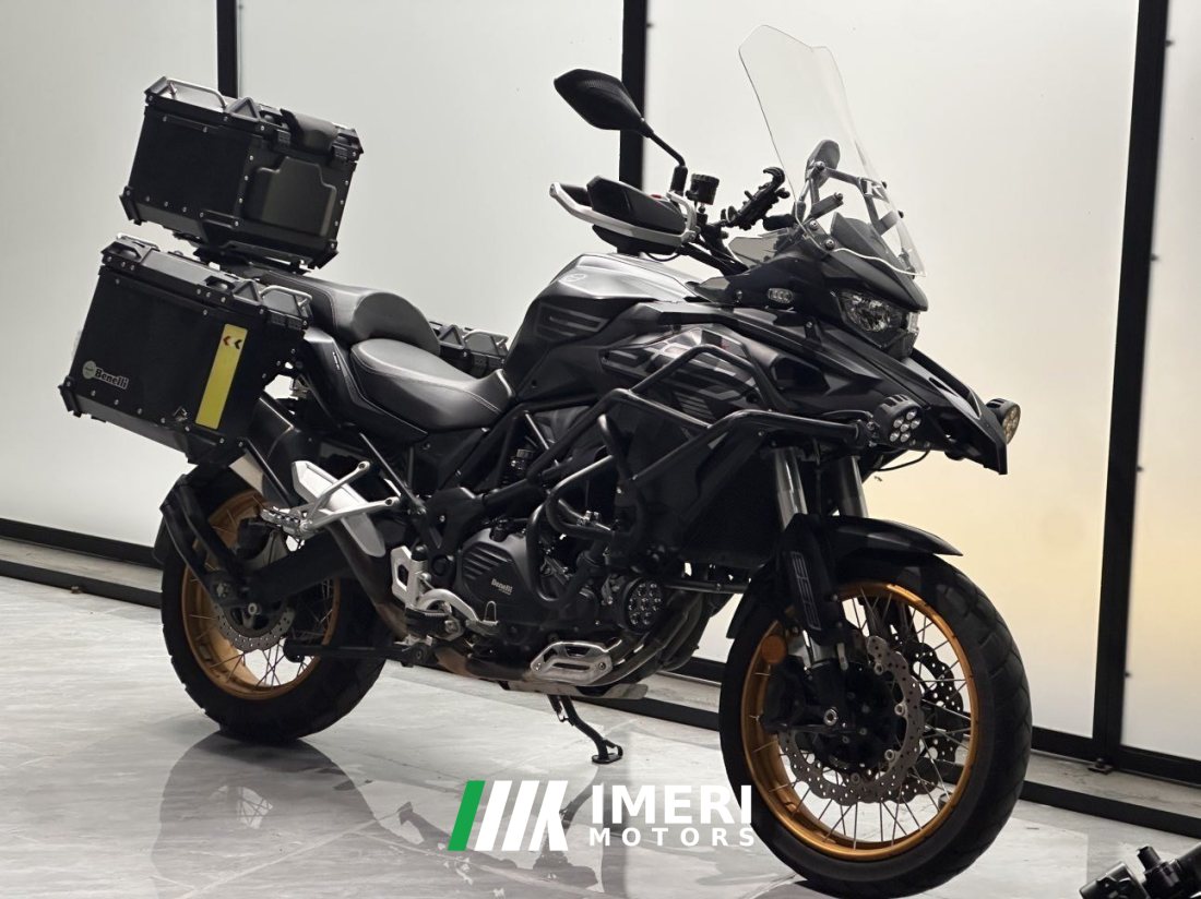 Benelli TRK552 550 cc - motorcycle from China