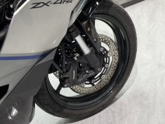 Kawasaki ZX-4R 400 cc - photo 9