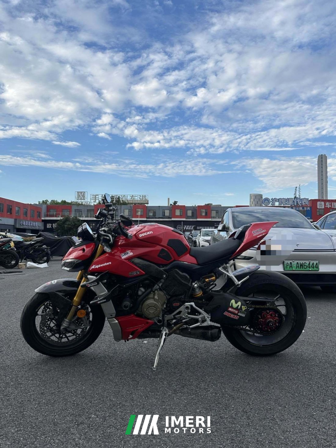 Ducati Street Fighter V4 1100 cc - мотоцикл из Китая