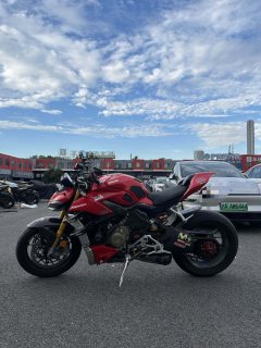 Ducati Street Fighter V4 1100 cc - фото 1