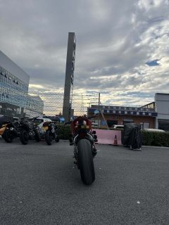 Ducati Street Fighter V4 1100 cc - фото 2