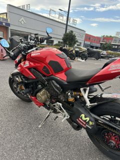 Ducati Street Fighter V4 1100 cc - фото 5