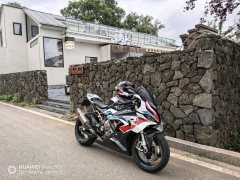 BMW S 1000 RR - photo 1