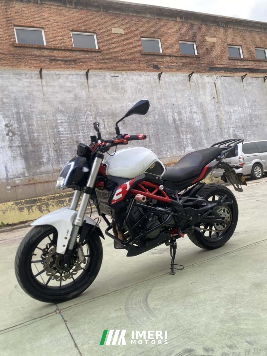 Benelli TNT 300 / BN 302S - მოტოციკლი ჩინეთიდან