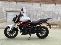 Benelli TNT 300 / BN 302S - ფოტო 2