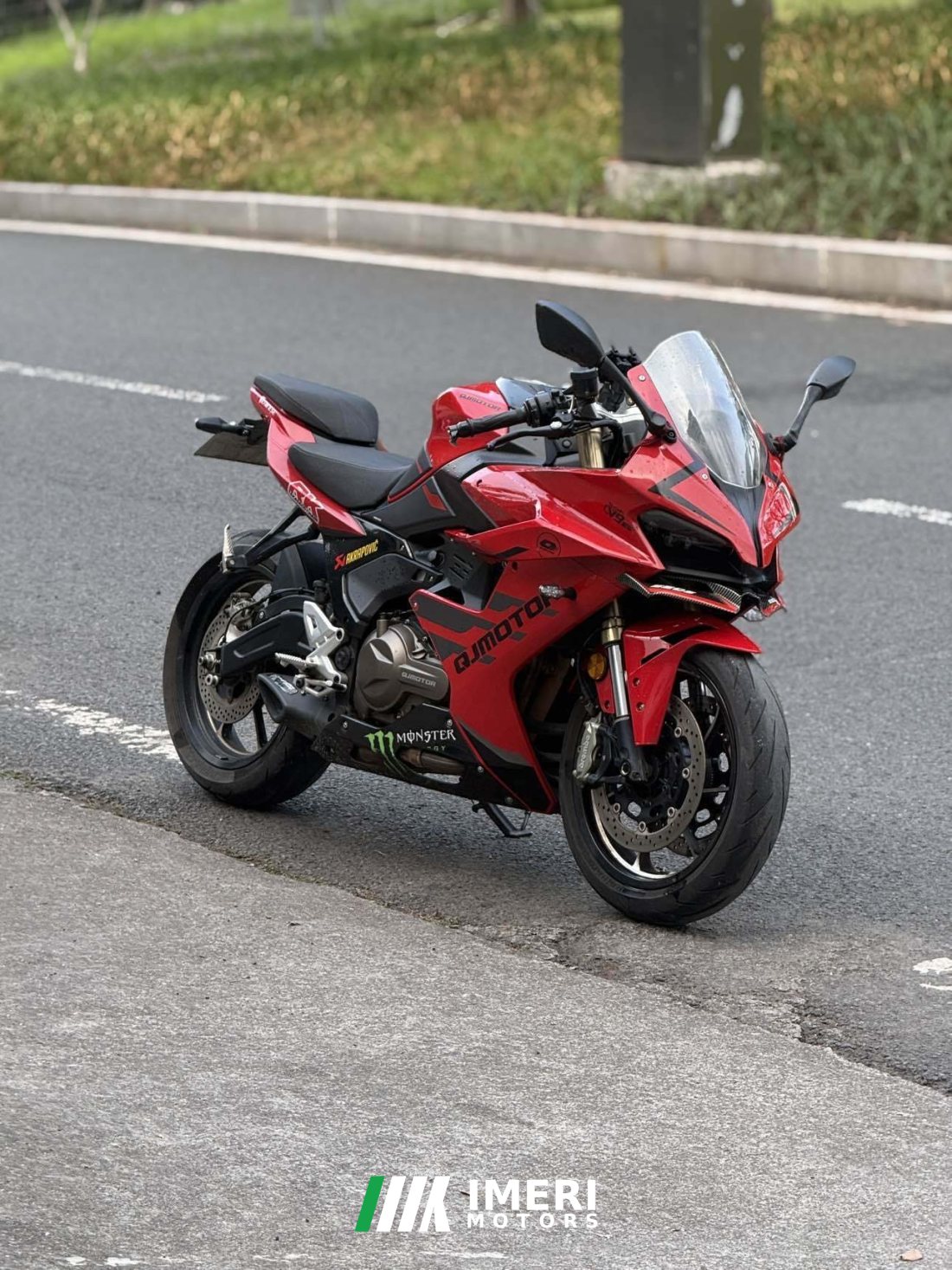 QJMOTOR Roewe i5 550 / Sai 550 *(Context-dependent, usually referring to the motorcycle "Sai 550" or Roewe car v - motorcycl…