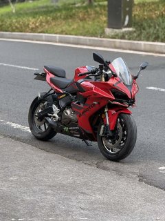 QJMOTOR Roewe i5 550 / Sai 550 *(Context-dependent, usually referring to the motorcycle "Sai 550" or Roewe car v - photo 1