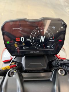 Ducati Street Fighter V4 1100 cc - ფოტო 3