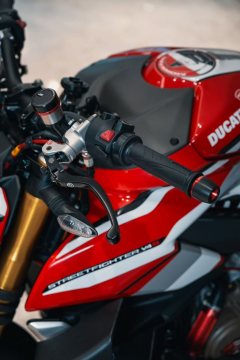 Ducati Street Fighter V4 1100 cc - ფოტო 6