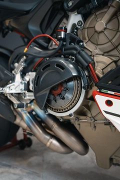 Ducati Street Fighter V4 1100 cc - ფოტო 8