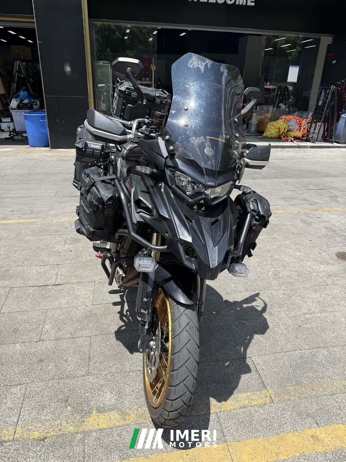 2025 Benelli TRK552 550 cc