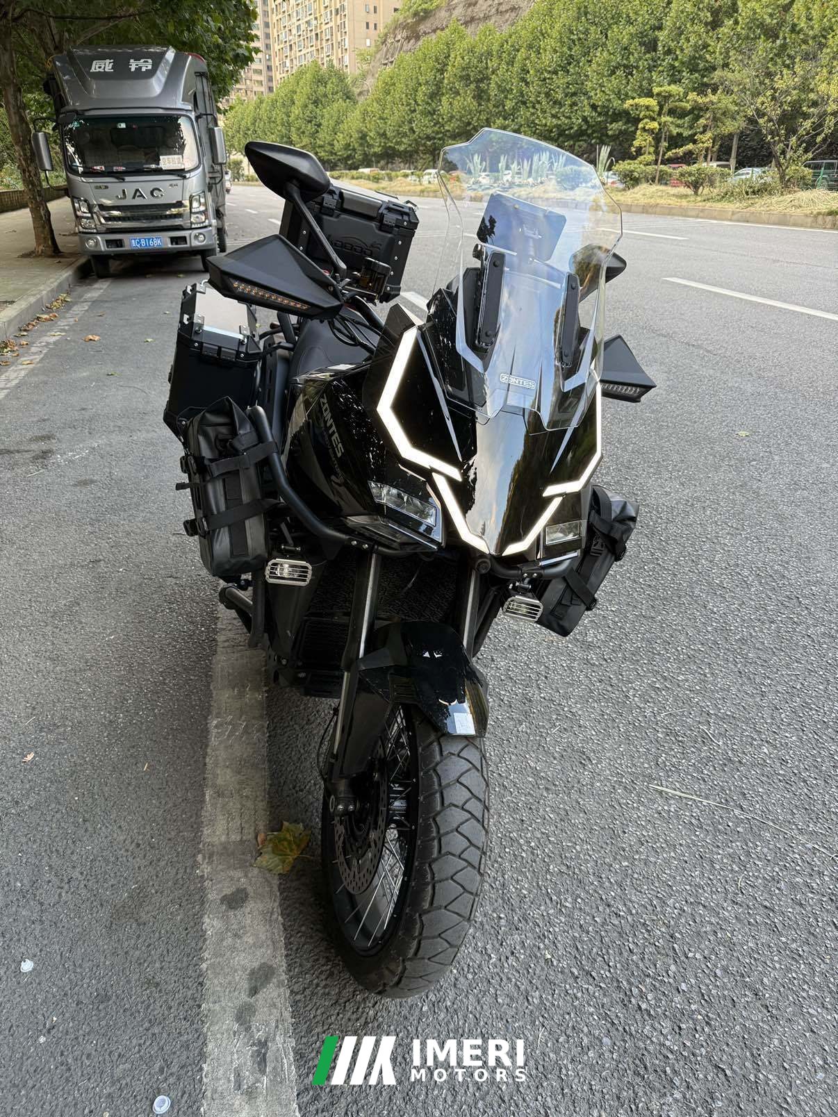 2026 Zontes 703F 700 cc