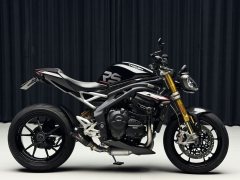 Triumph Speed Triple 1200 - ფოტო 2