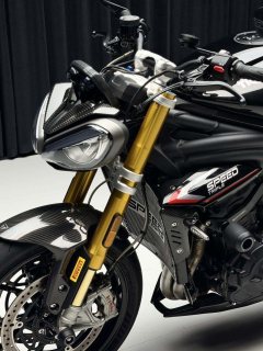 Triumph Speed Triple 1200 - ფოტო 3