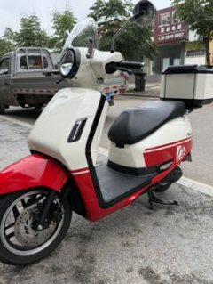 Sundiro Honda NS125LA - ფოტო 3