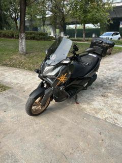 Yamaha XMAX 300 cc - фото 3