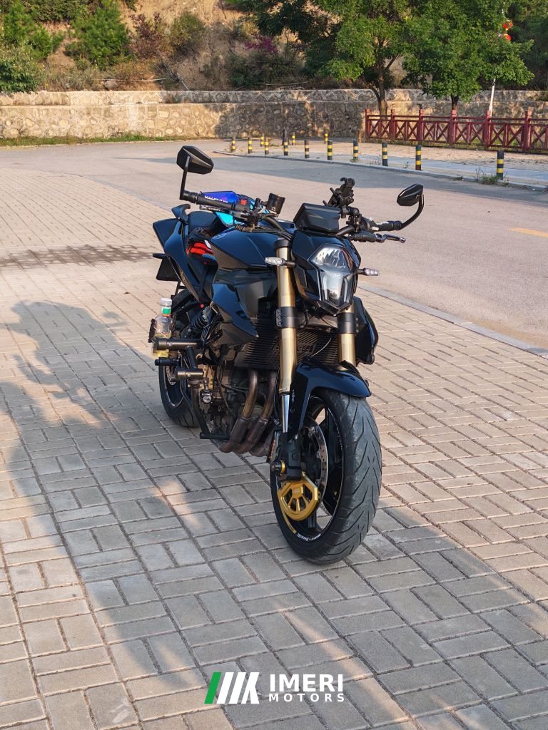 2024 Benelli TNT600i