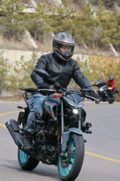Yamaha MT-03 320 cc - photo 4