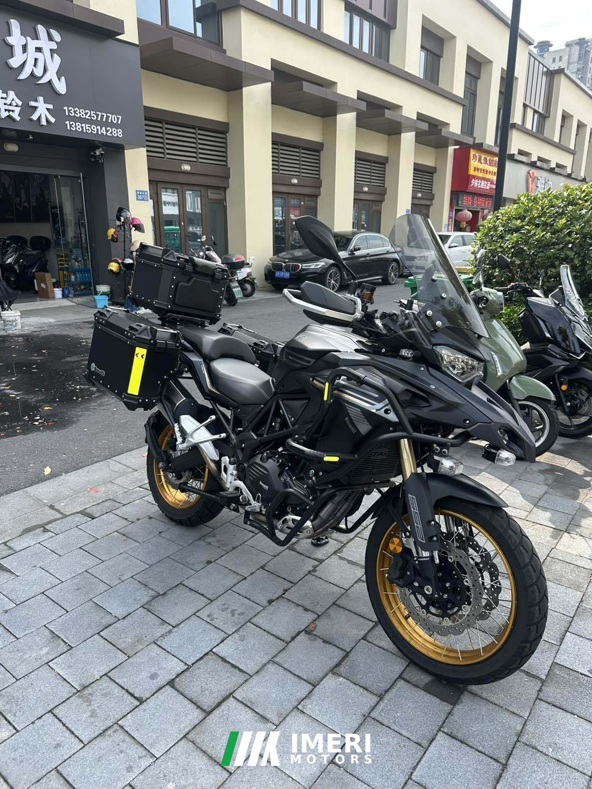 2025 Benelli TRK552 550 cc