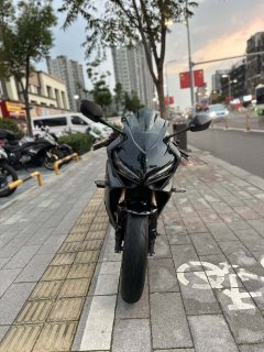 Honda CBR650R - ფოტო 2