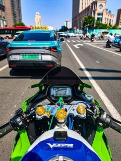 Kawasaki ZX-4R 400 cc - фото 4